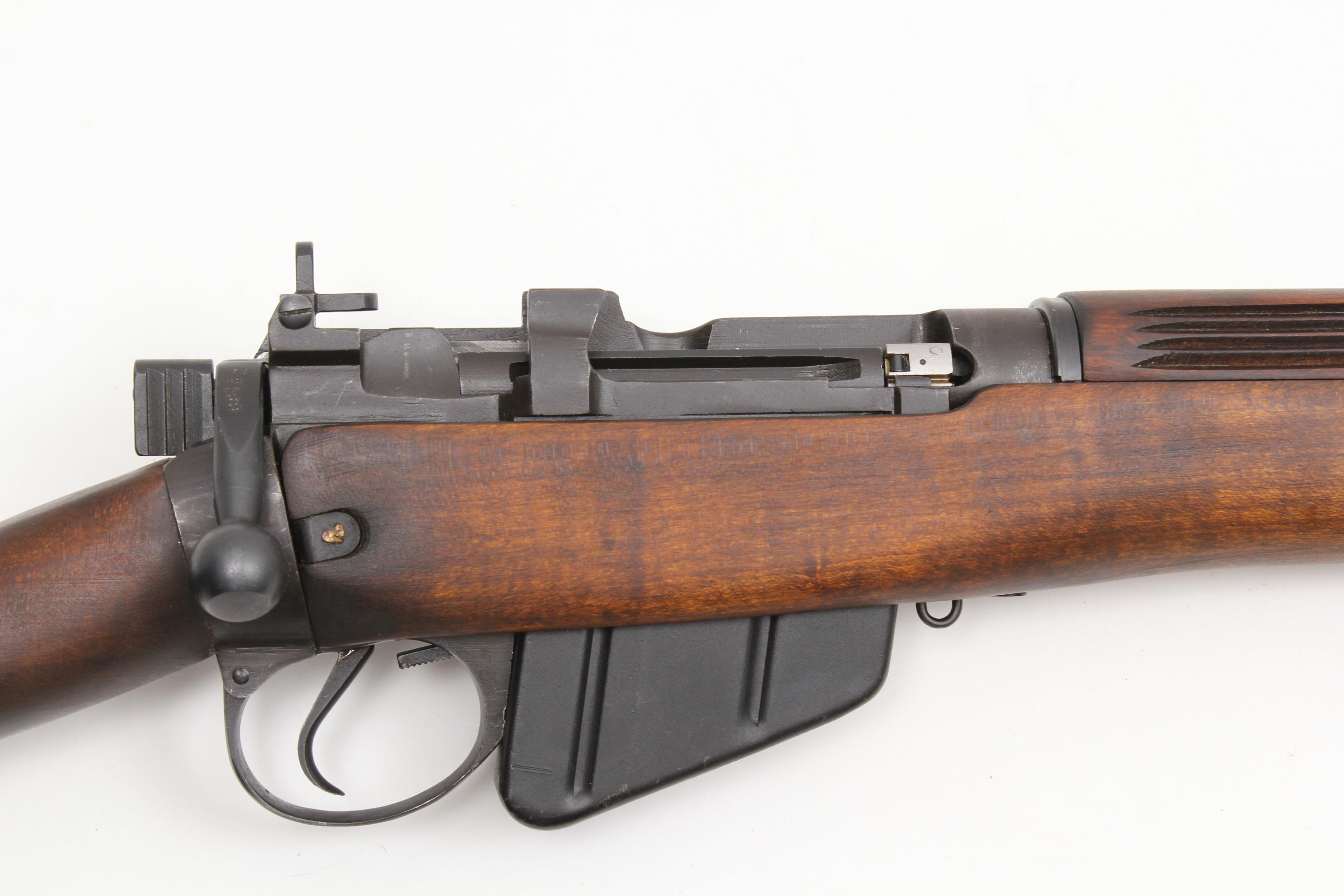 Long Branch, No. 4 MK1*, .303 British, s/n 25L0539, rifle, brl length 25",