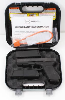 Glock, Model 21 Gen 4, .45 auto, s/n TUE446, pistol, brl length 4.5", excellent condition, semi auto