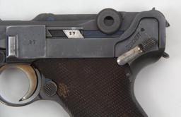 S/42 (Mauser), P 08 Luger,
