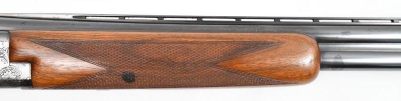 Browning, Superposed, 12 ga, s/n 75822, shotgun, brl length 26.5", good plus condition, over/under b