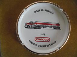 1979 CONOCO TRANSPORT ADVERTISING ASH TRAY LARGE AND VERY GRAPHIC OF SEMI-TRUCK