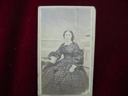 1800'S PHOTOGRAPH OF A LADY WITH A GREEN 2 CENT PROPRIETARY REVENUE STAMP ON THE BACK