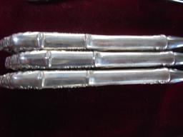 SET OF 9 DINNER KNIVES-WALLACE ROSE POINT-WONDERFUL