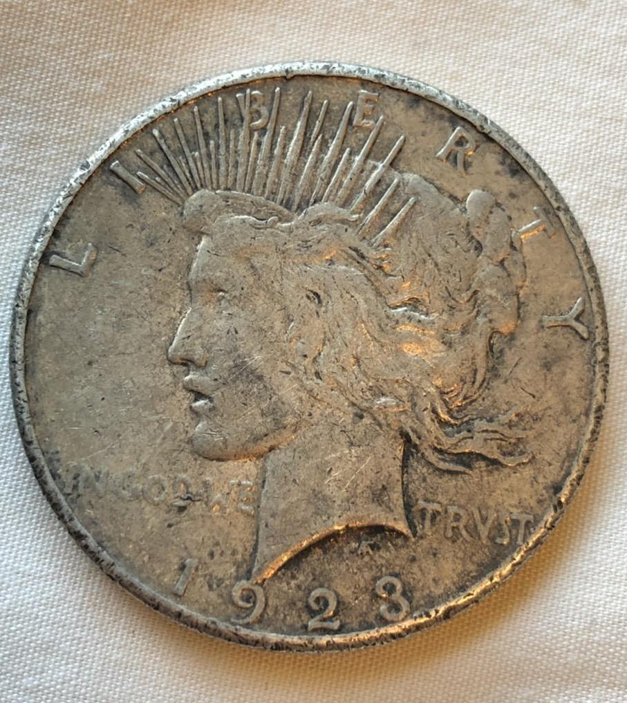 1923-S UNITED STATES PEACE SILVER DOLLAR