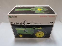 ERTL #20 PRECISION CLASSICS JOHN DEERE MODEL 3010 TRACTOR