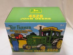 JOHN DEERE 4520 -- 2001 NATIONAL FARM TOY SHOW COLLECTOR EDITION