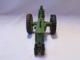 JOHN DEERE A w/ Man TRACTOR