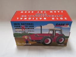 INTERNATIONAL 3788 -- NATIONAL FARM TOY SHOW TRACTOR