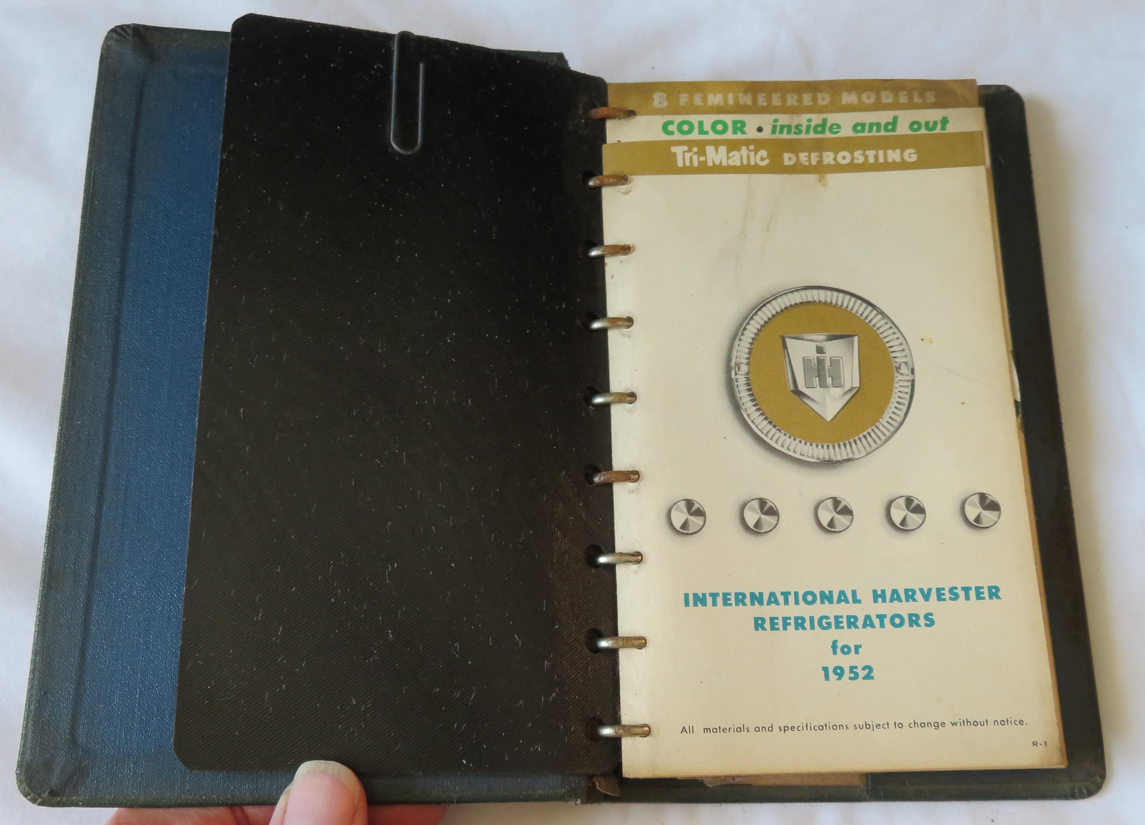 INTERNATIONAL HARVESTER REFRIGERATORS & FREEZERS SALESMAN'S BOOK