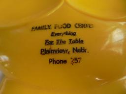 VINTAGE HARD PLASTIC SPOON REST WITH ADVERTISING FROM "FAMILY FOOD CENTER" OF PLAINVIEW NEBRASKA