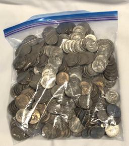 (400) Mixed Date Kennedy Half Dollars -- Clad