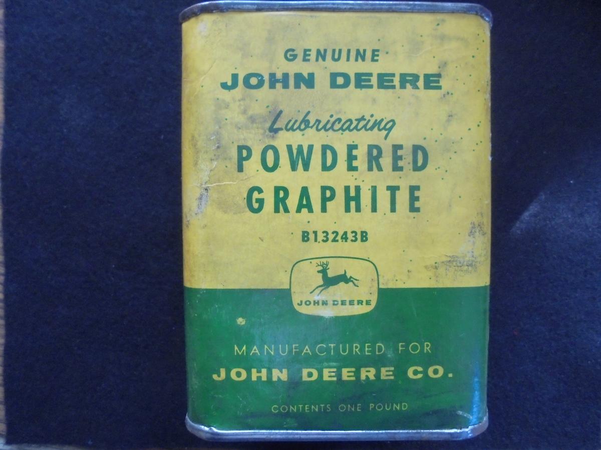 4 LEG DEERE LOGO ON JOHN DEERE GRAPHITE CONTAINER