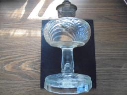 OLD WASHINGTON DRAPE ALADDIN KEROSENE LAMP