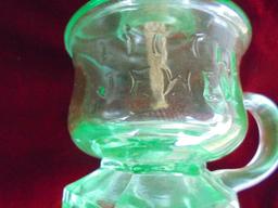 ANTIQUE MINI KEROSENE LAMP IN GREEN GLASS "LITTLE JEWEL"