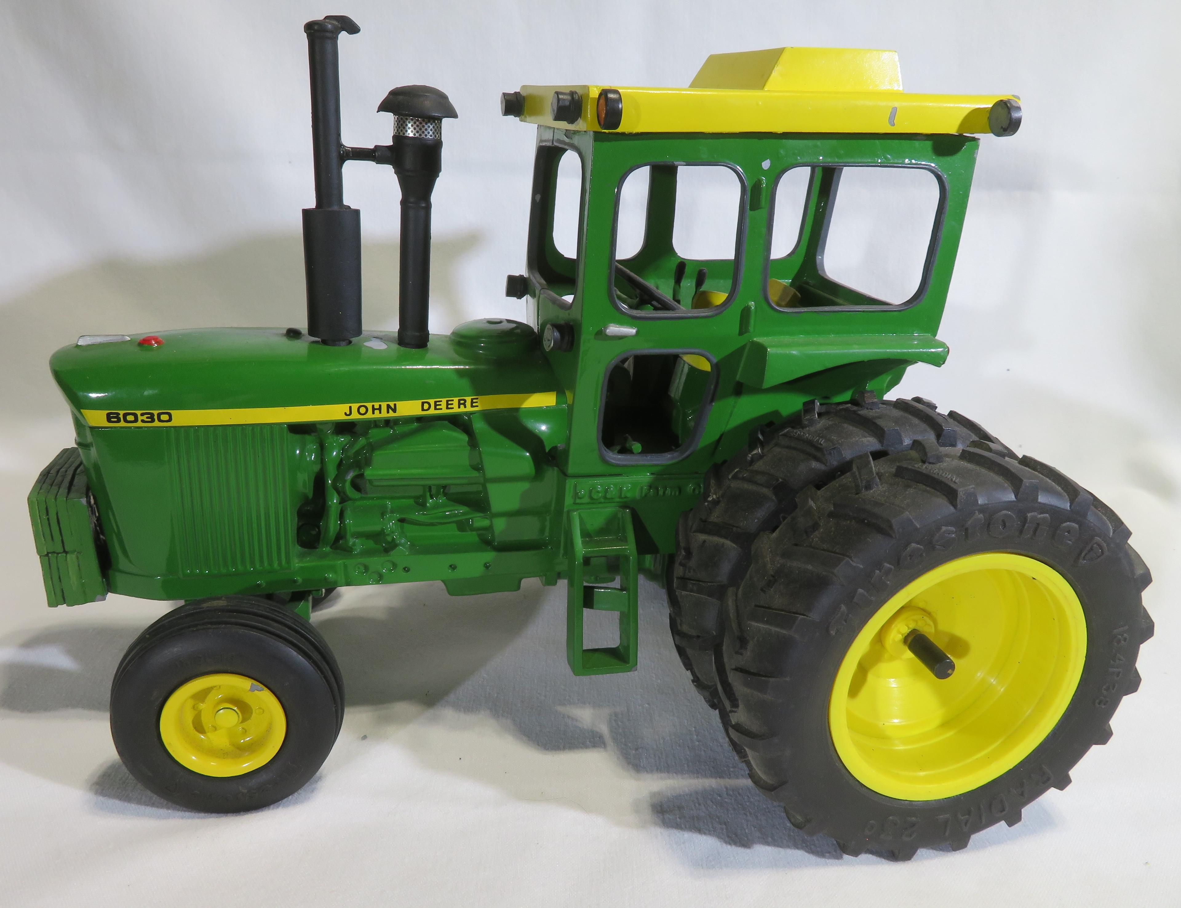 John Deere 6030 Tractor - 1/16 Scale