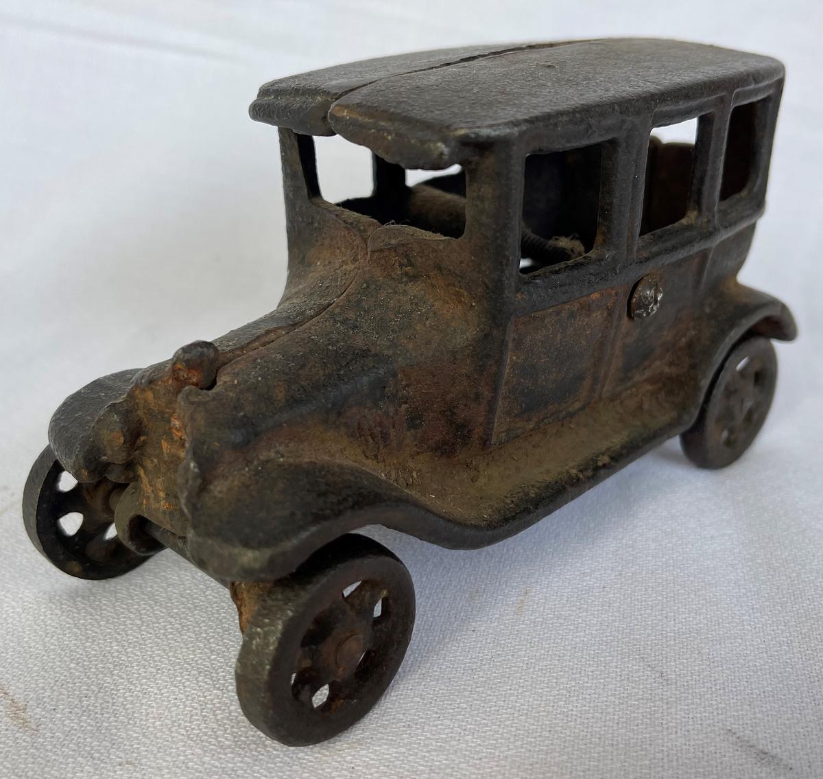 CAST IRON CAR