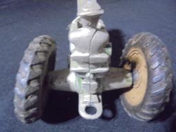 OLD "MADE IN USA" TOY JOHN DEERE 2 CY. TRACTOR-NICE ORIGINAL