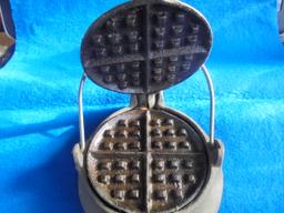 TOY SIZED OLD "WAGNER" CAST IRON WAFFLE IRON