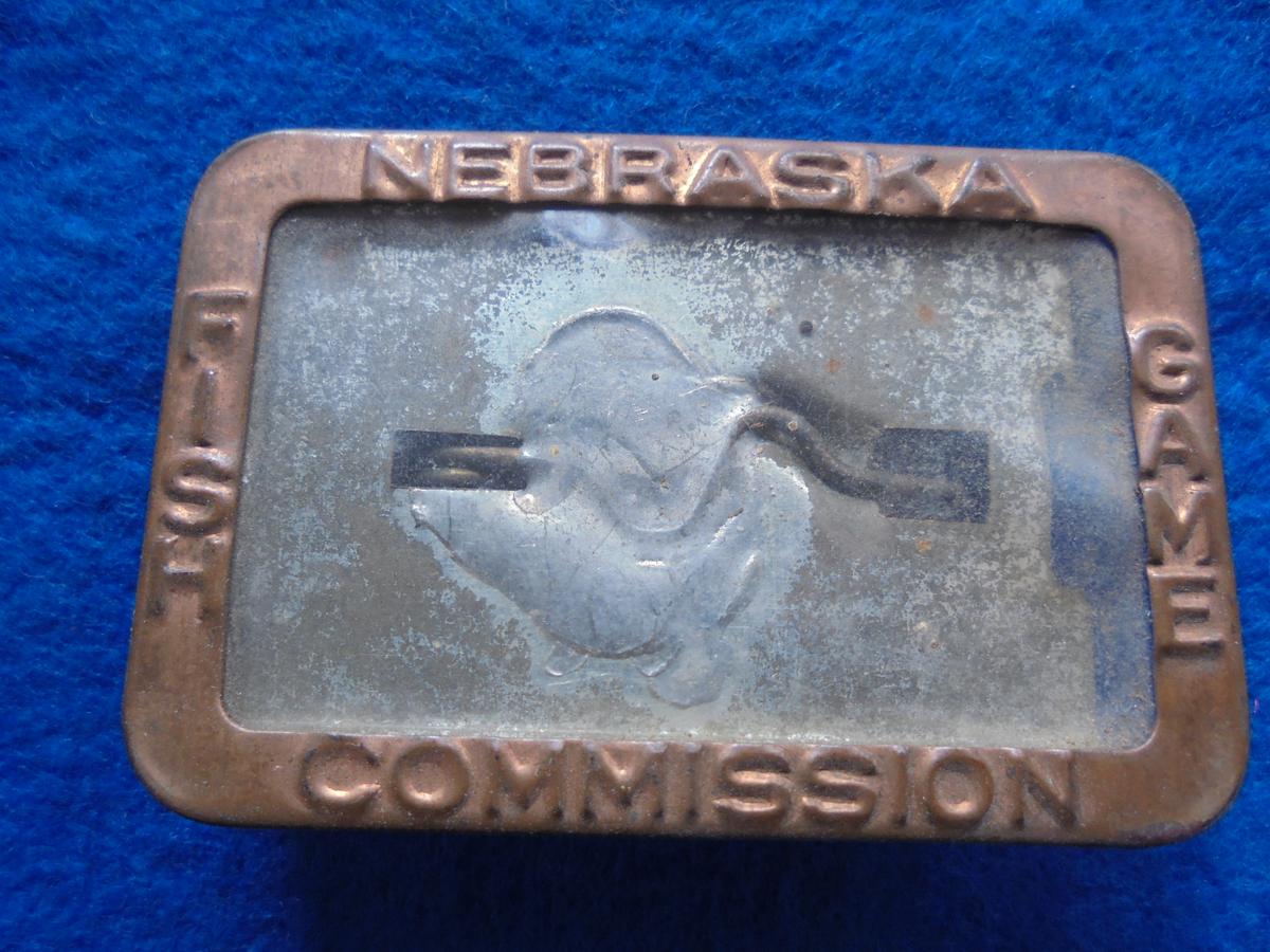 VINTAGE BRASS NEBRASKA HUNT & FISH COMMISSION LICENSE HOLDER WITH PINBACK