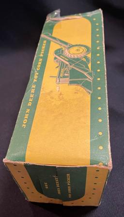 JOHN DEERE TOY CORN PICKER w/ ORIGINAL BOX