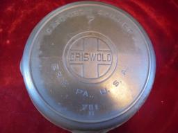 OLD CAST IRON NUMBER 7 GRISWOLD SKILLET OR FRY PAN