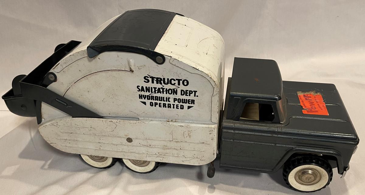 STRUCTO PRESSED STEEL - GARBAGE TRUCK