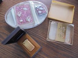VINTAGE LIGHTER IN BOX-CIG. CASE IN BOX AND LIGHTER AND CIG. CASE IN PRESENTATION BOX