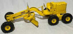 DOEPKE "ADAMS MOTOR GRADER" PRESSED STEEL TOY