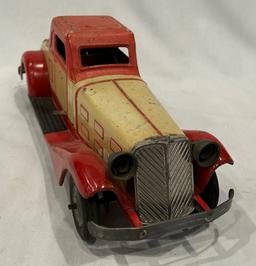 MARX BATTERY OPERATED "DELUXE COUPE" PRESSED STEEL CAR - 15" LONG