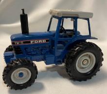 FORD TW-5 TRACTOR
