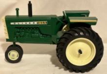 OLIVER 1855 NARROW FRONT TRACTOR - SCALE MODELS