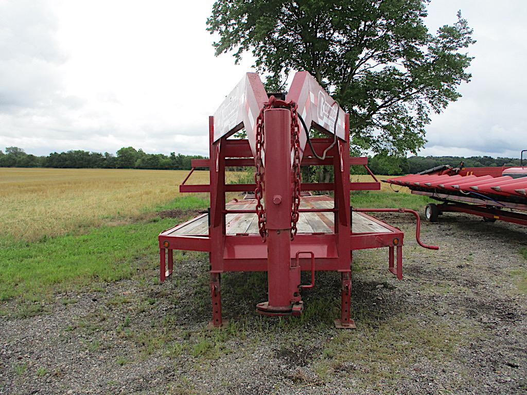 COYOTE GOOSENECK TRAILER