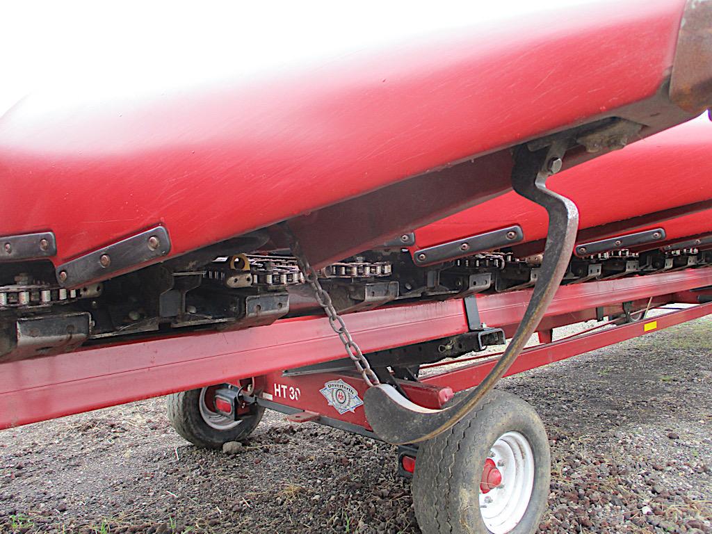 CASE IH 4412 CORN HEAD AND UNVERFERTH HT 30 HEAD CART