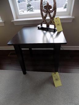 Coaster end table