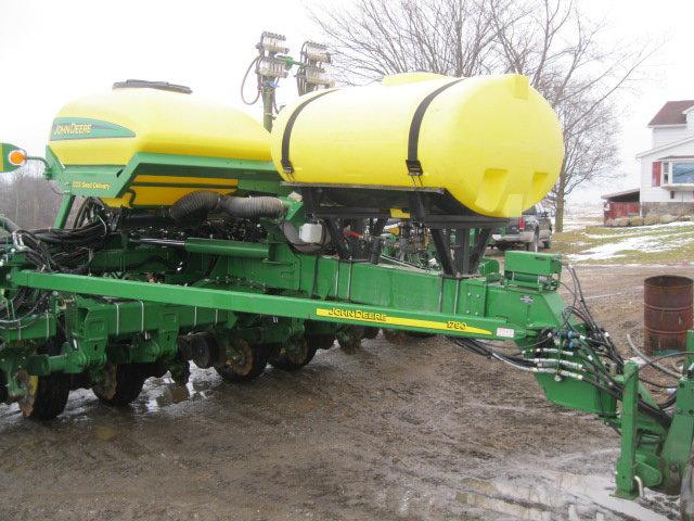 2014 JOHN DEERE 1790 12/24 PLANTER