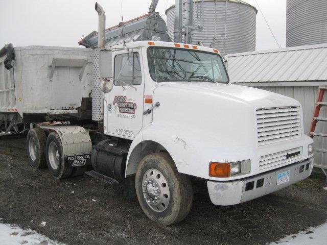 1996 INT. 8200 SEMI