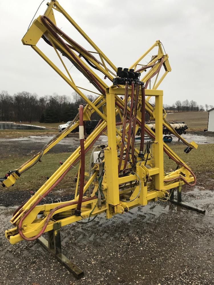 (2) 250 GAL AG CHEM TEAR DROP TANKS W/60' 3PT BOOMS