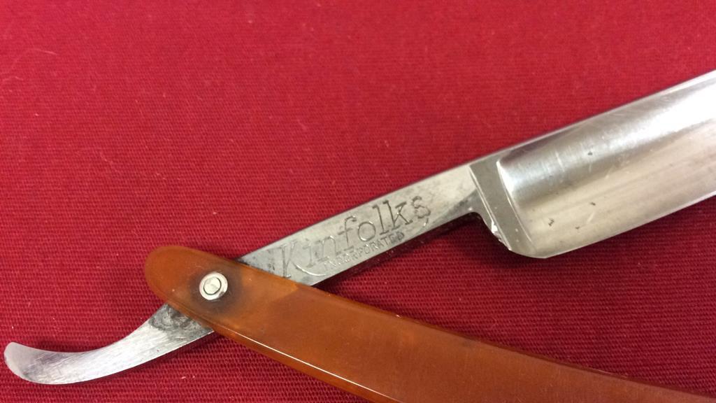 Kinfolks Straight Razor