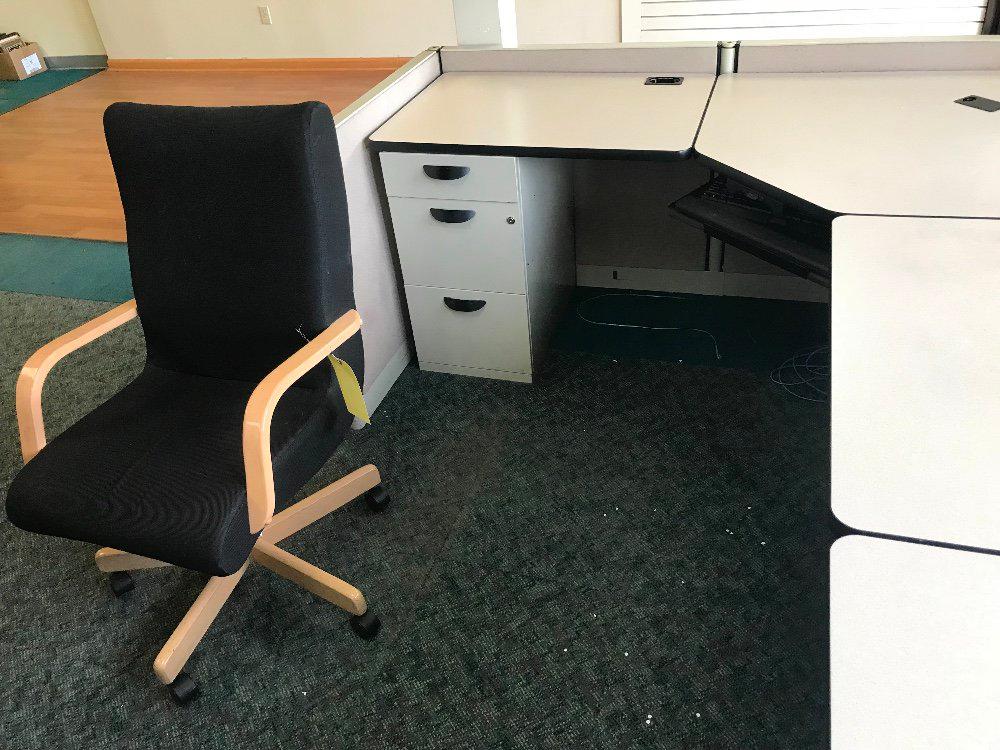 Corner Desk Unit w/ Chair 74"x110"