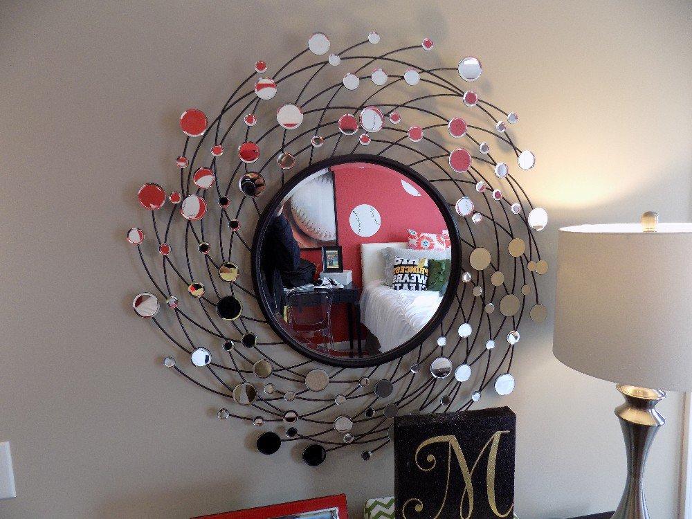 Decorative wall mirror