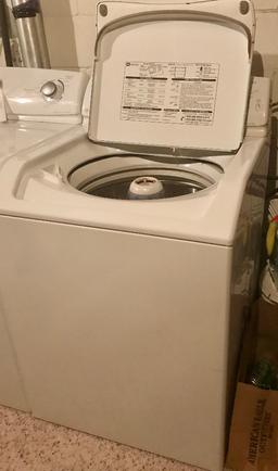 Maytag Auto Washer With Stainless Steel Tub