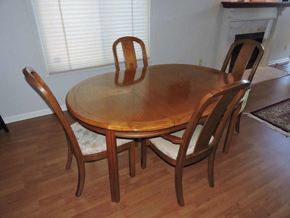 Drexel Heritage Oak Extension Table With 6 Upholstered Chairs, Extra Leaf