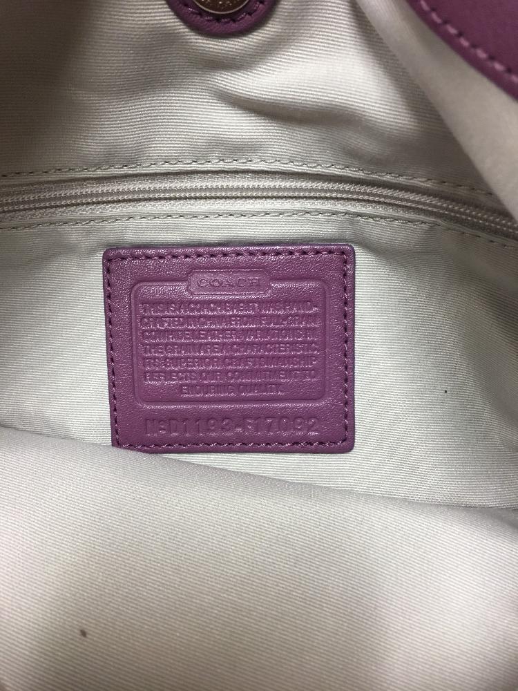 Coach SV/Berry purse with slip