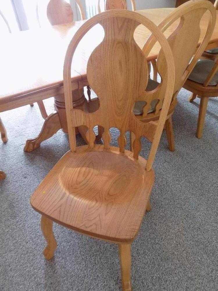 Honey Oak Oval Top Table With 8 Chairs