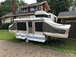 Jayco 1006 Deluxe Popup Camper