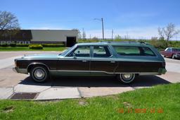 1976 Chrysler Town & Country Station Wagon