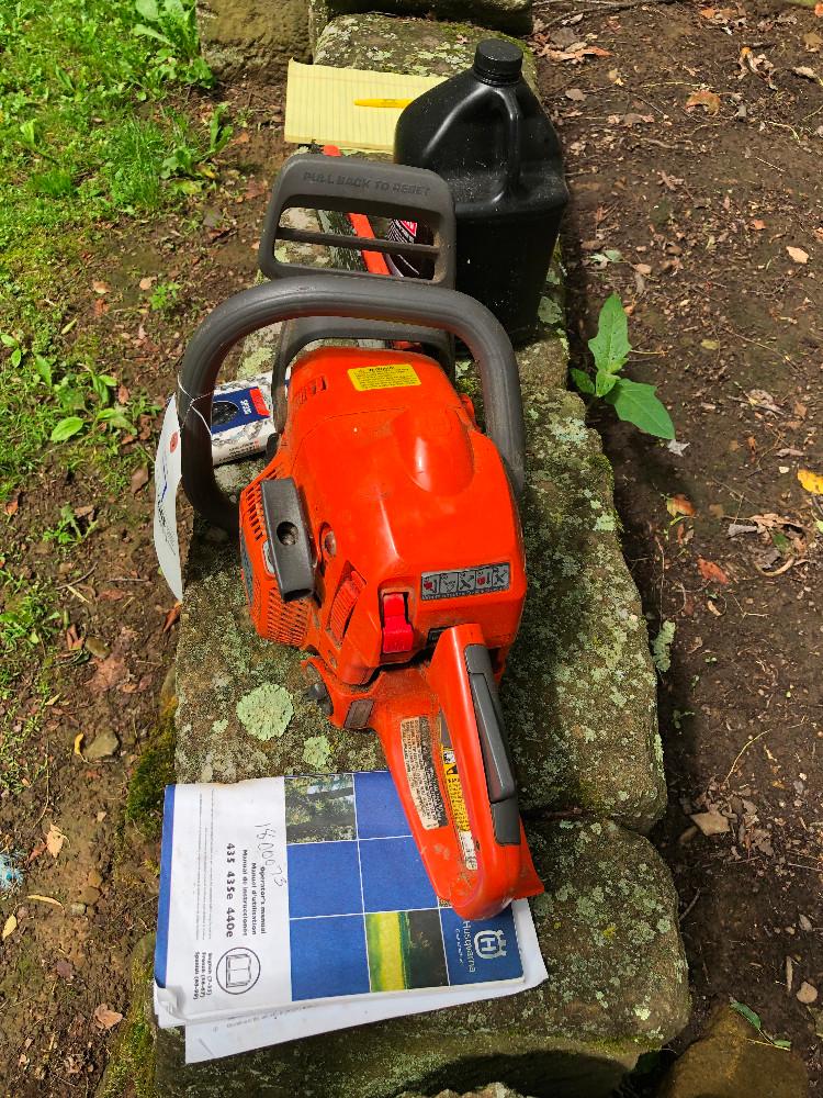 Husqvarna 435 Chainsaw