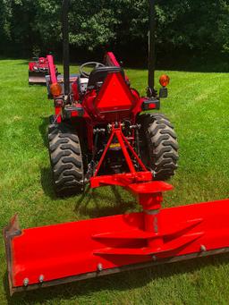 Mahindra 2216 Loader Tractor