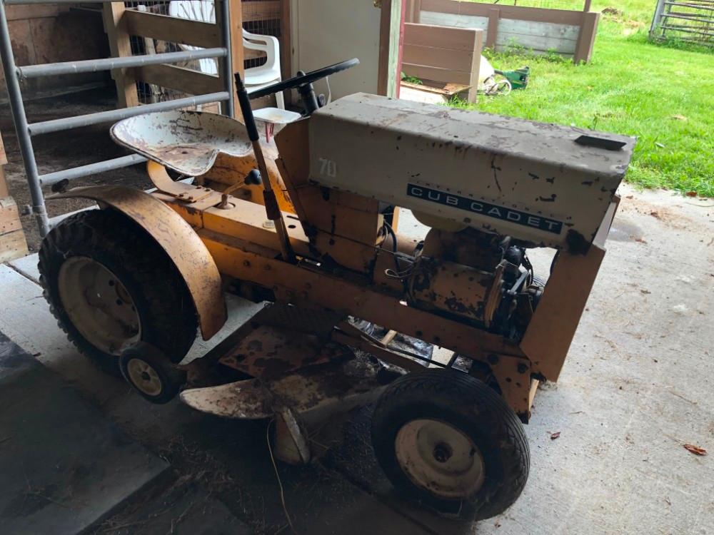 Cub Cadet 70 International With Kohler Engine, 40" Deck, Fires On Starting, Fluid, Needs Battery