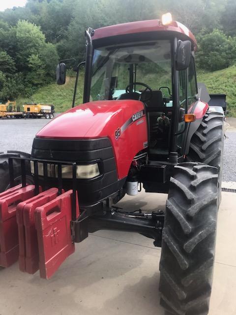 Case IH 95 Tractor w/517 Hours